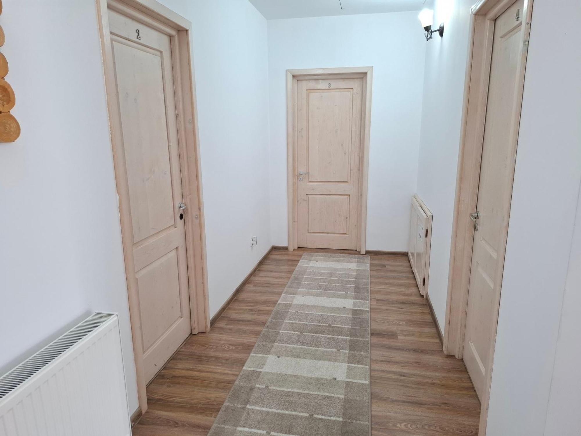 ホテル Dor De Casa Doljeşti エクステリア 写真